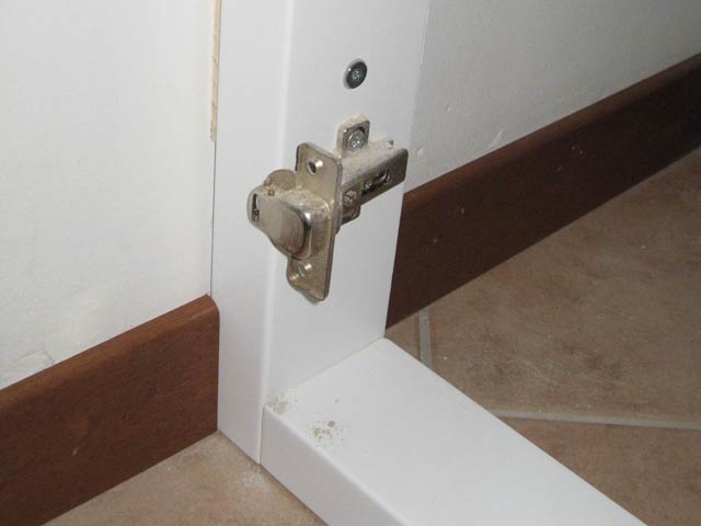 AM012 | Armadio a muro a 8 ante in stile moderno