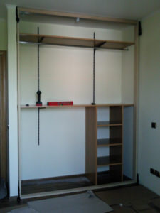 AM014 | Armadio a Muro attrezzato