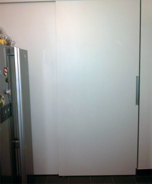 armadio a muro per dispensa anta scorrevole