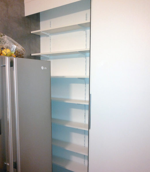 armadio a muro per dispensa