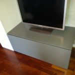 mobile tv laccato lucido