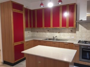 Cucina in legno massello