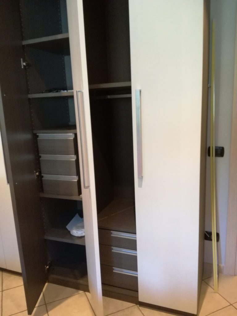 ARMADIO CAMERA DA LETTO SU MISURA