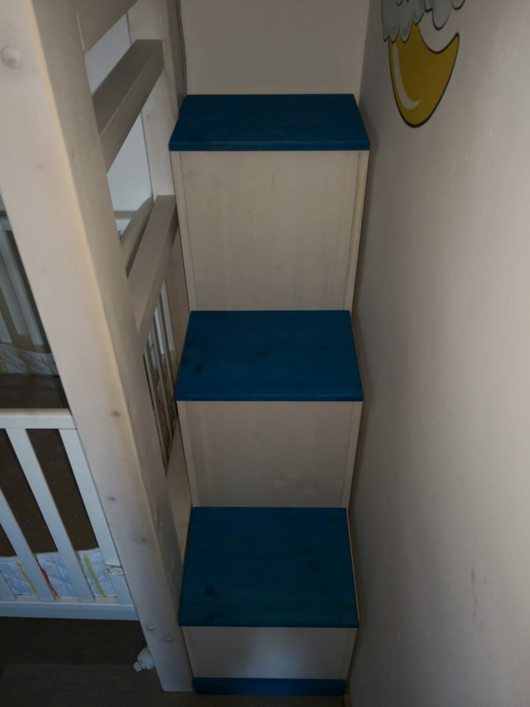 Letto a castello artigianale su misura Letto a castello artigianale su misura