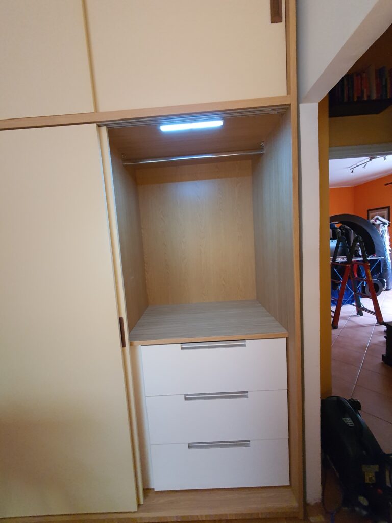 Armadio ante scorrevoli