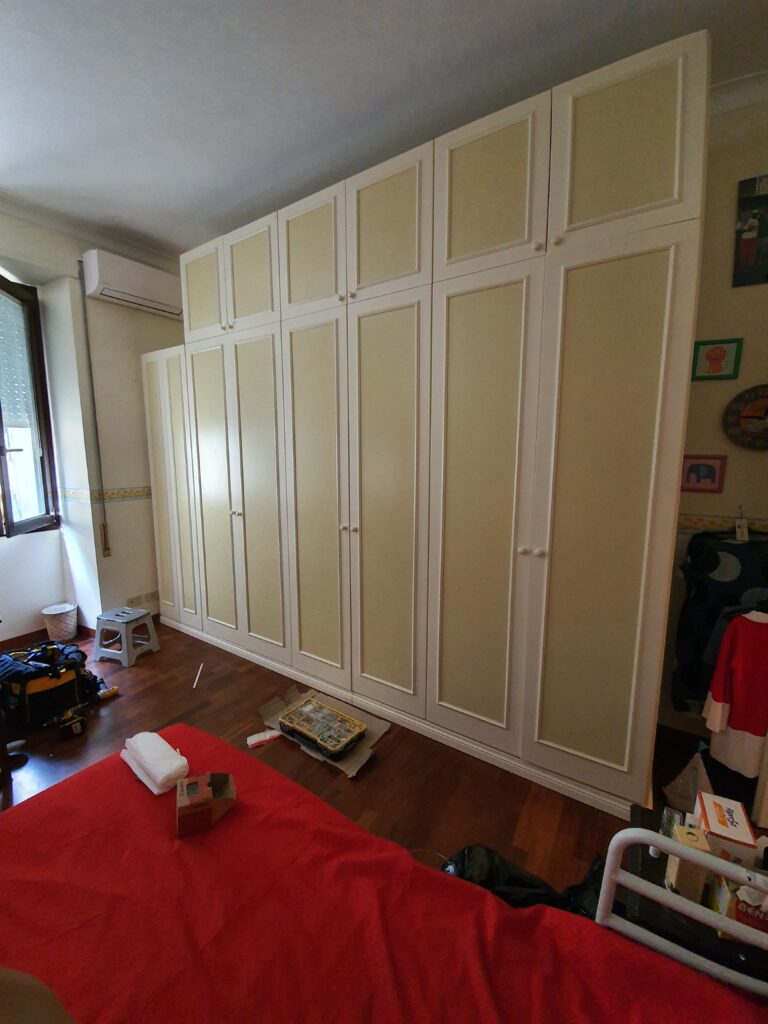 Armadio in legno
