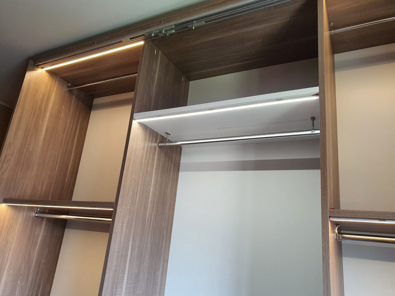 Armadio ante scorrevole