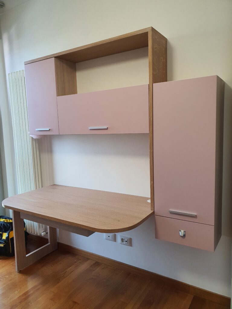 Arredo cameretta postazione lavoro