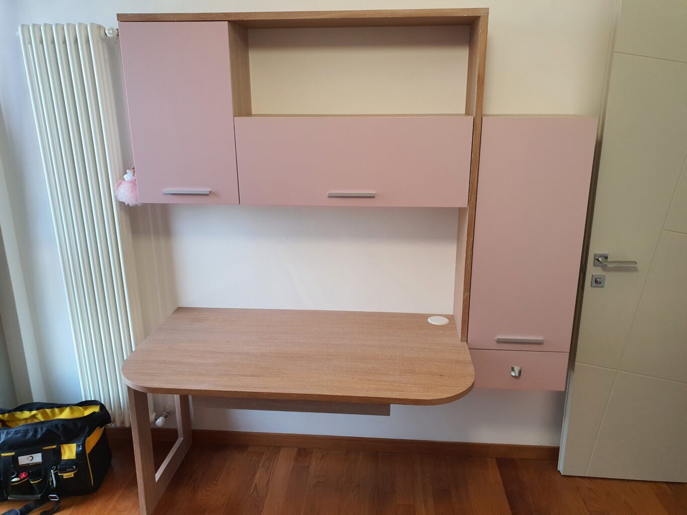 Arredo cameretta postazione lavoro