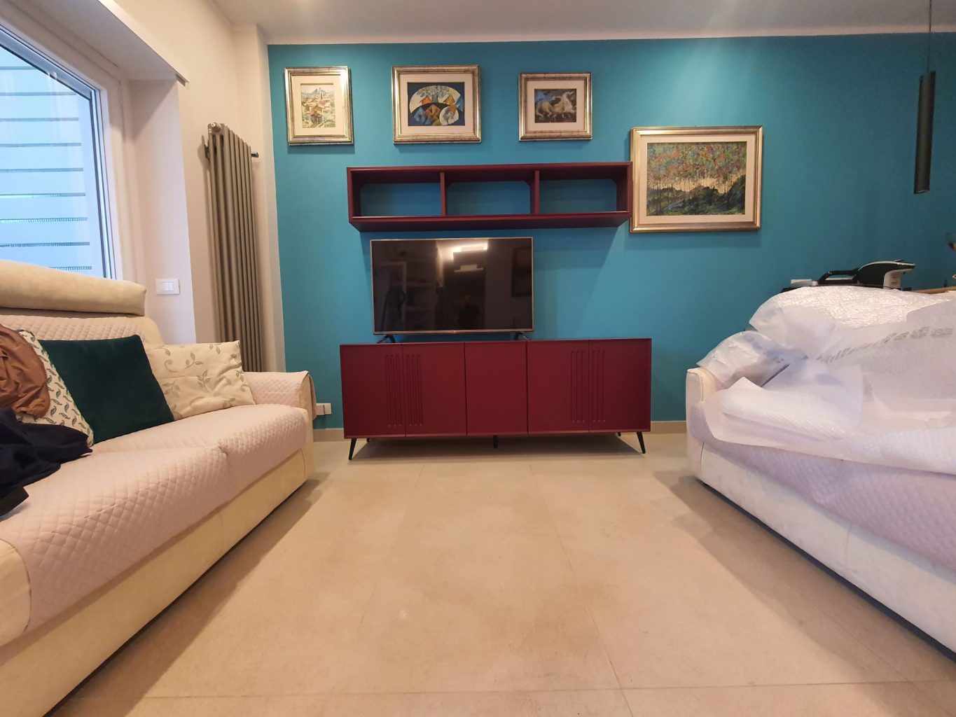 Mobile TV laccato su misura falegnameria Roma